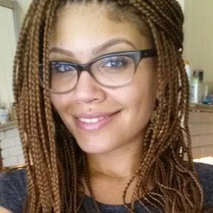 Meet your Posher, Deana